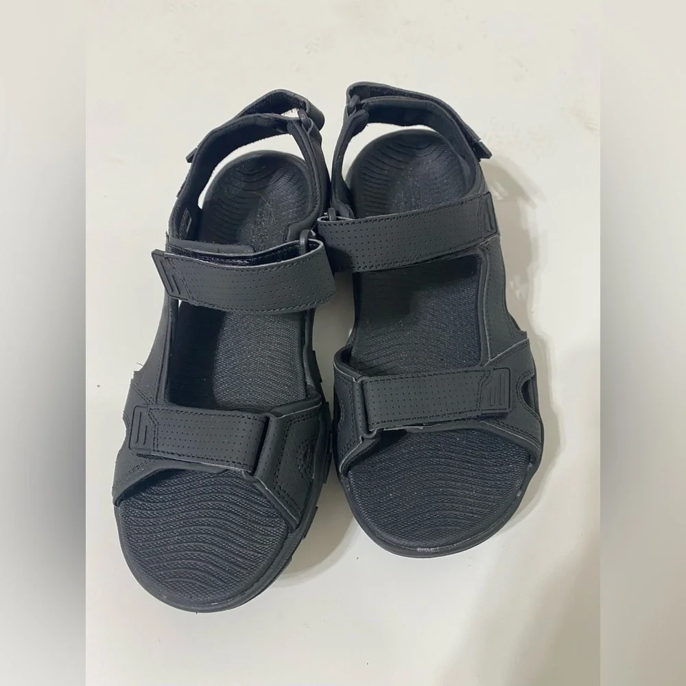 Skechers men Go Golf Black Sandals size 8